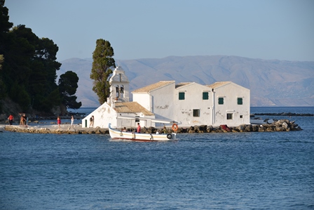 Декор в стиле Прованс на острове Корфу 1