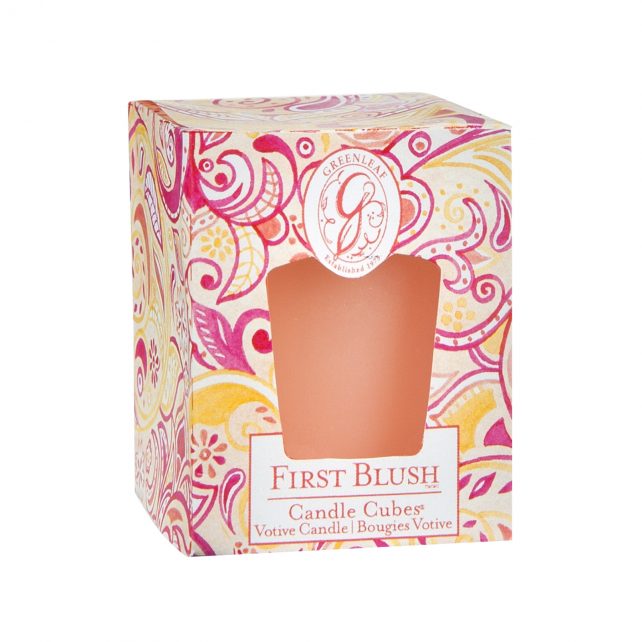 Свеча-кубик Первое Цветение First Blush